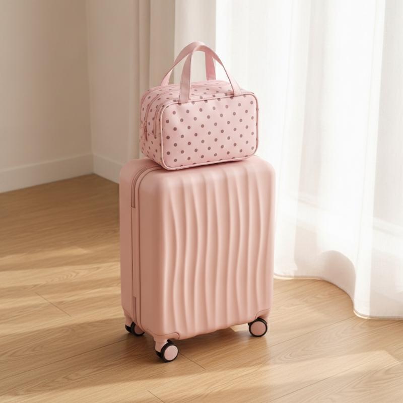 Polka Dot Cosmetic Bag Waterpr - Cosmetic Bags ulasan dan harga